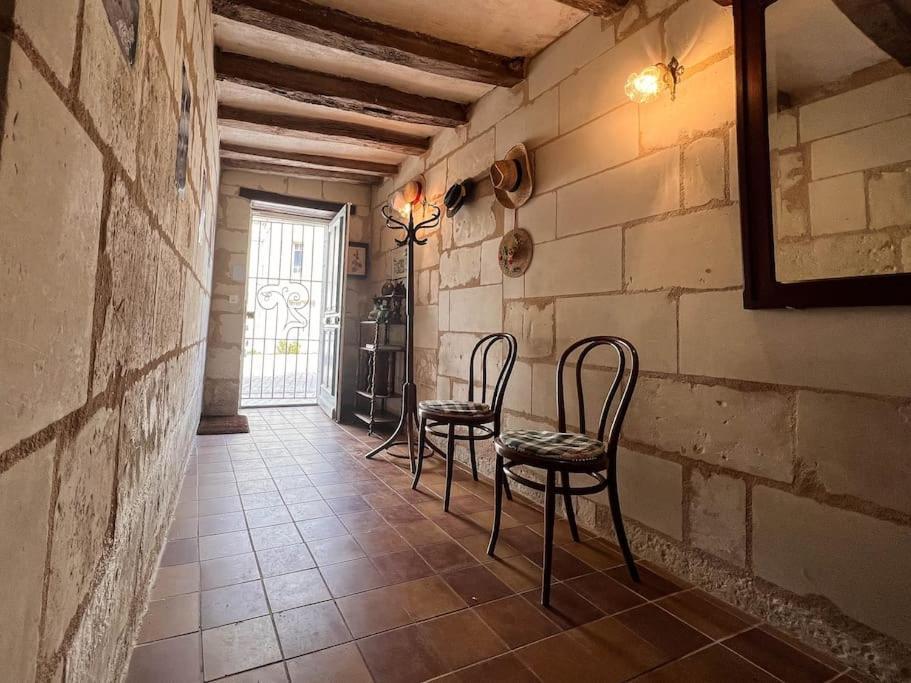 Maison Traditionnelle Centre Montsoreau Kültér fotó